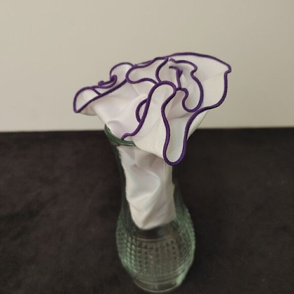 MEN'S ROUND HANKY POCKET SQUARE. - Picture 1 of 3